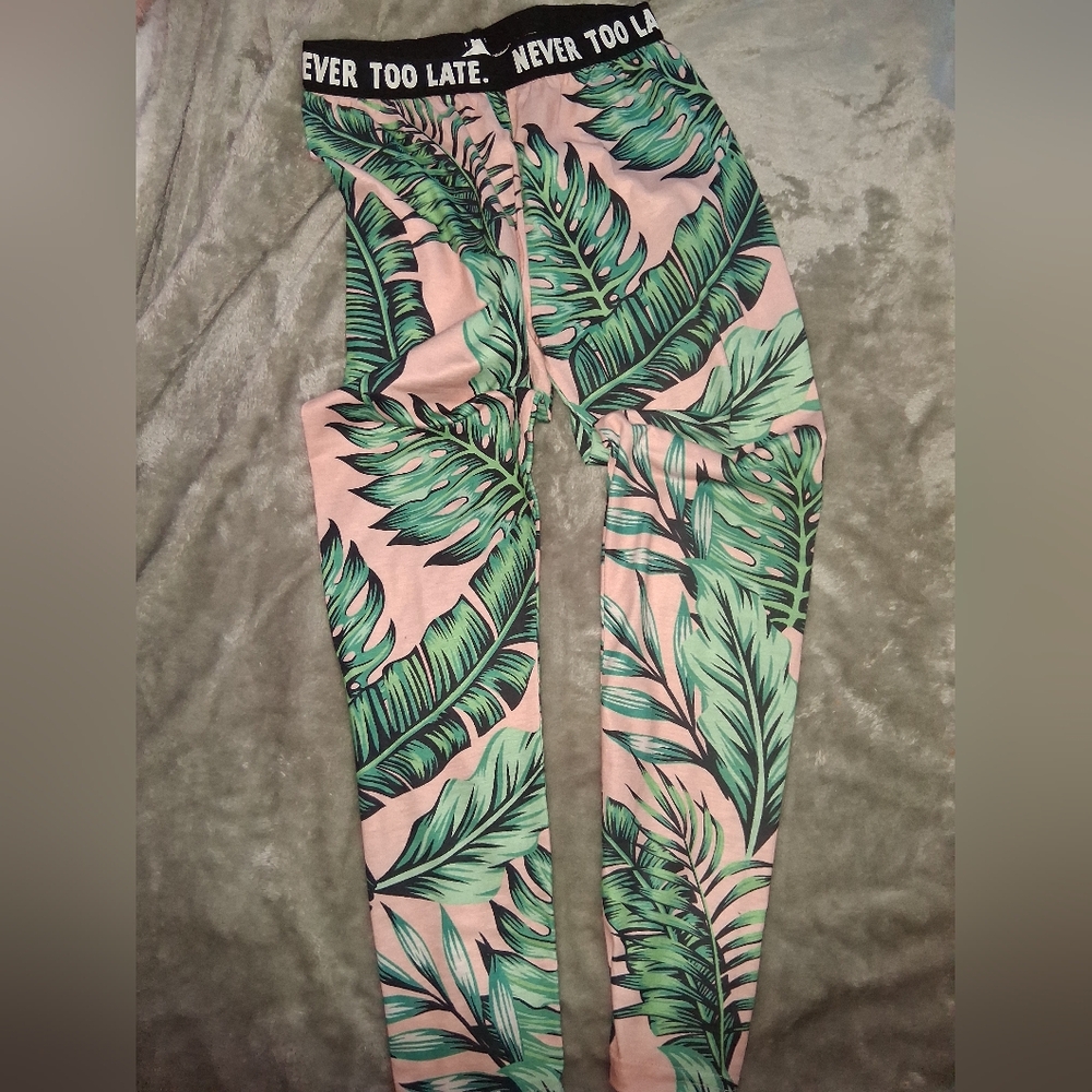 SHEIN Tropical Leaf Print Leggings